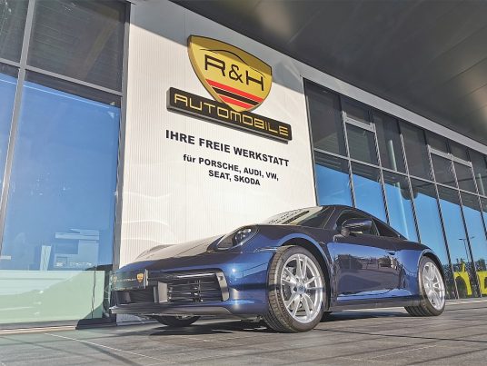Porsche 911 Carrera Coupé PDK *Ö-Auto* bei R&H Automobile in 