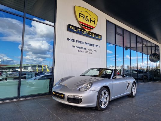 Porsche Boxster 2,7 “Große Wartung Neu” bei R&H Automobile in 