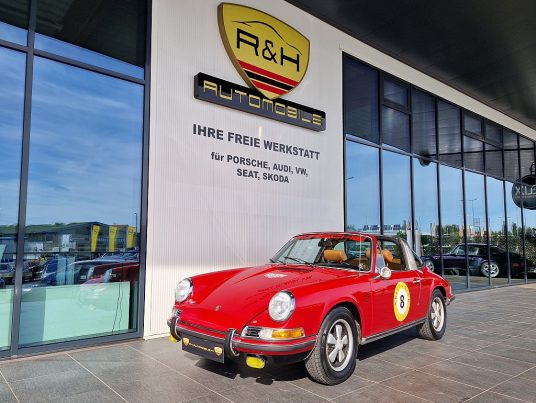 Porsche 911 S Targa 2.0L  „F-Modell“ Baujahr 1969 bei R&H Automobile in 